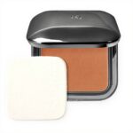 Fond de teint compact KIKO Milano crème SPF 20 peau normale