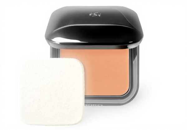 Fond de teint compact KIKO Milano crème SPF 20 WR60